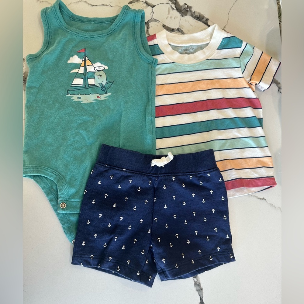 Carter’s baby three-piece set
